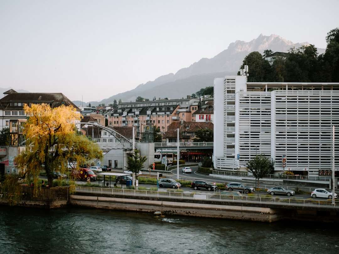 Navigating Expat Life in Swiss Cities