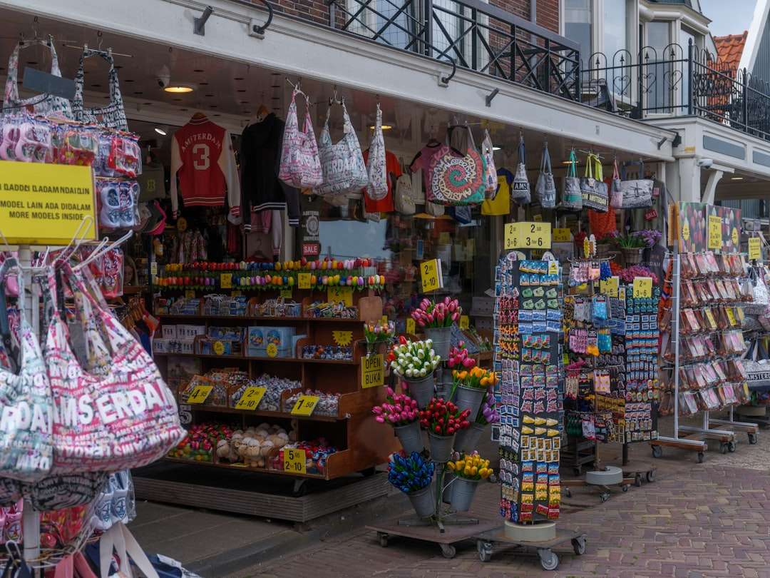 Discover Zurich's Markets and Boutiques