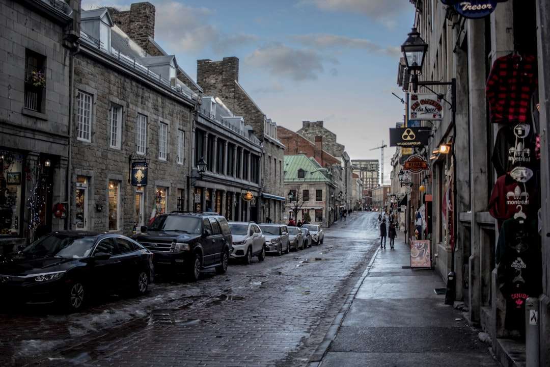Safe Neighborhoods in Montreal to Stay