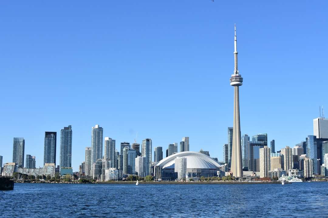 Explore Toronto's Top 10 Attractions