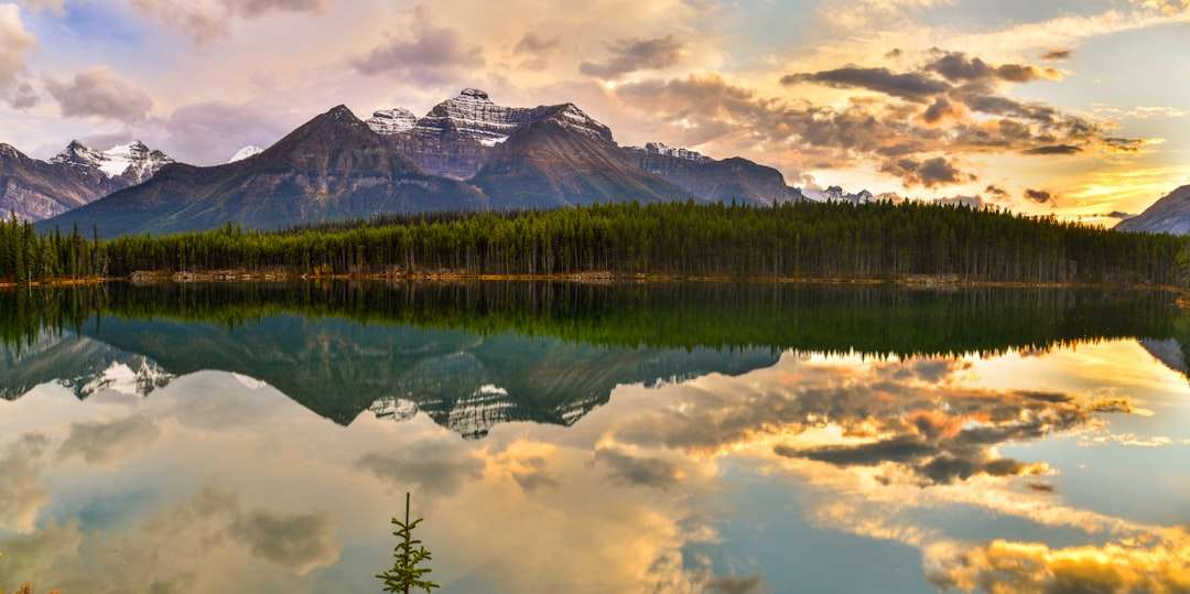 Scenic Canadian Rockies Road Trip Itinerary
