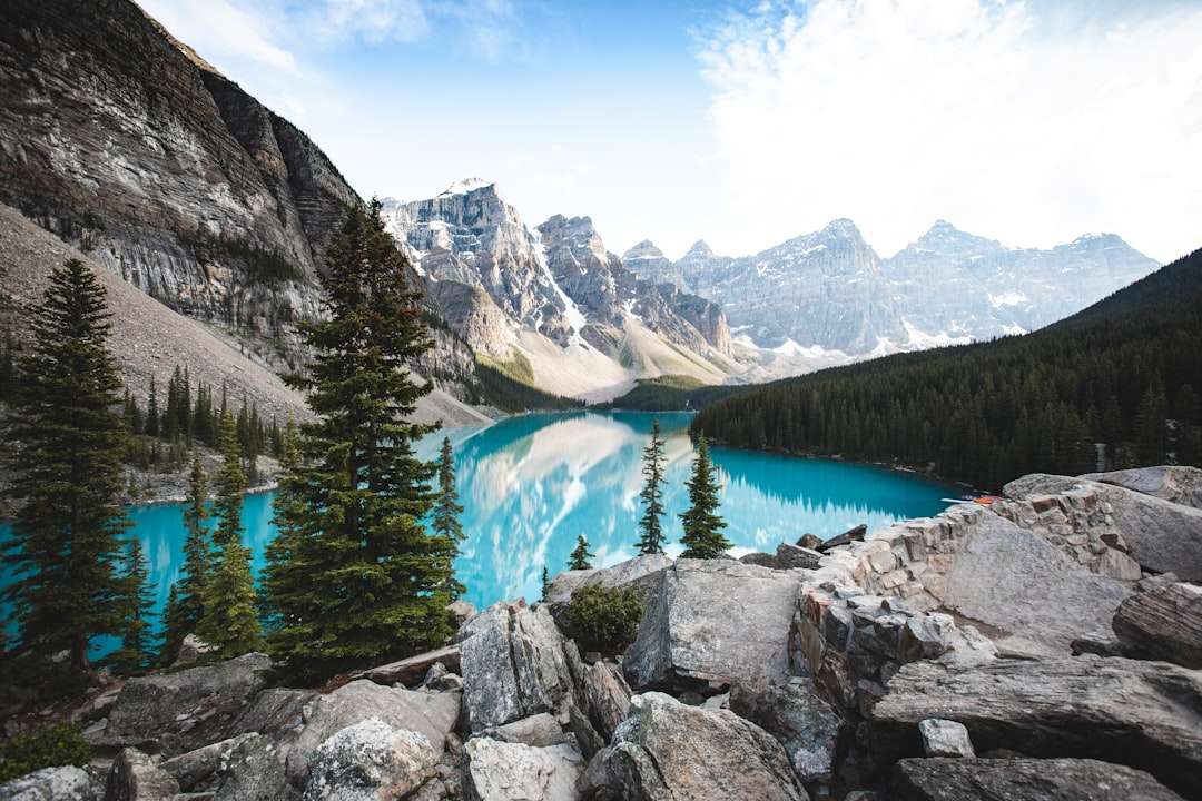 Expat's Guide to Finding Work in Canada